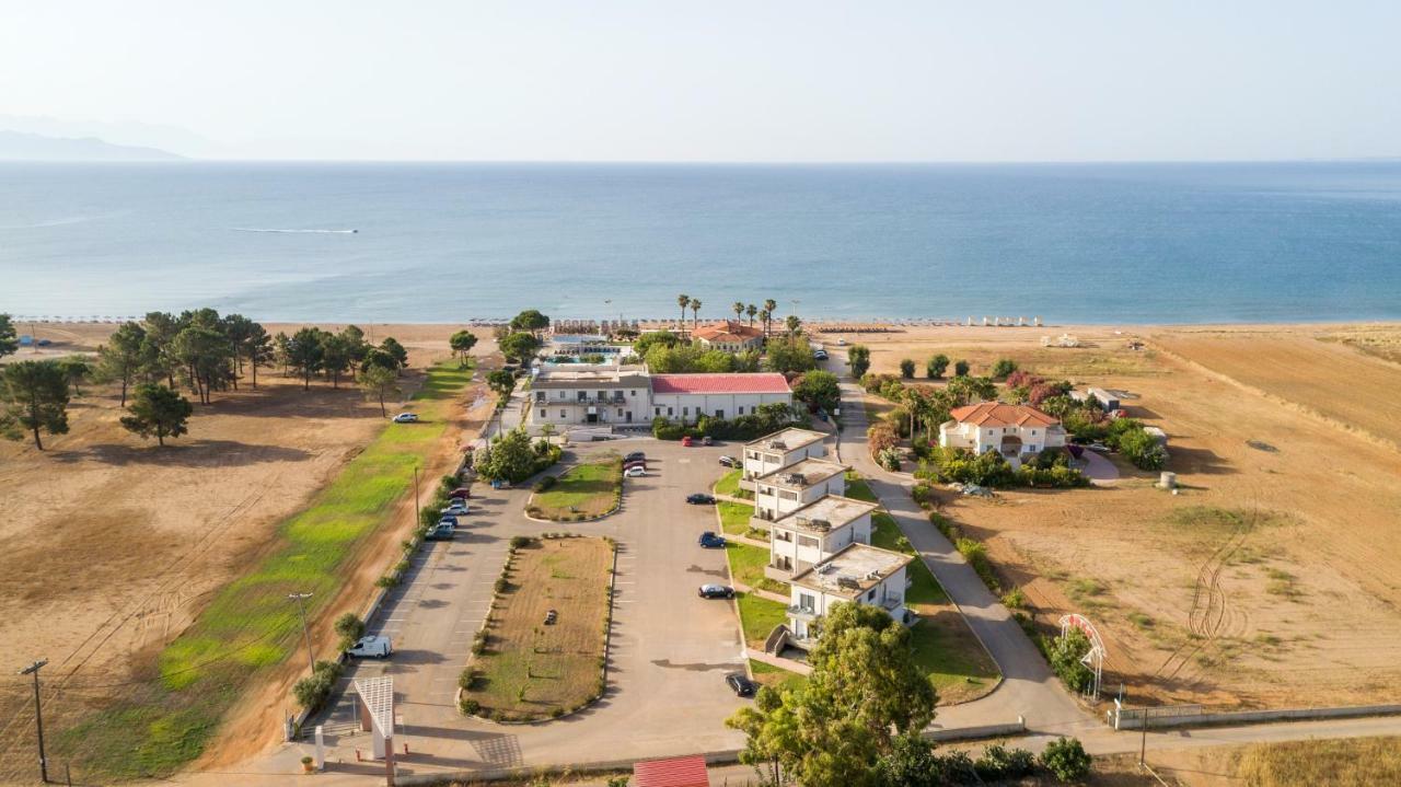 Buka Sandy Beach Messíni Exterior foto